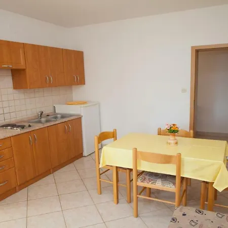 Basaca Pag Town
